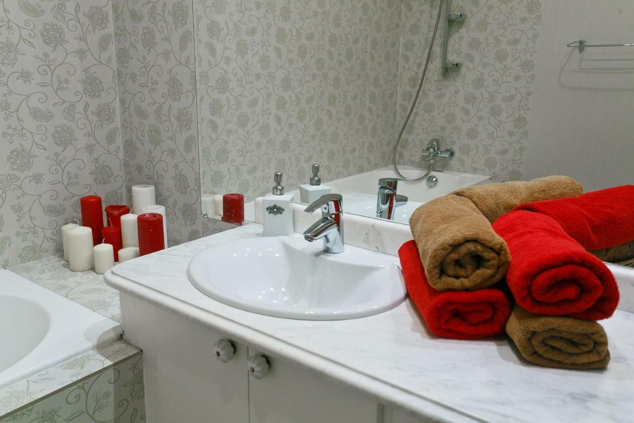 Royal Rent Minsk Appartamento Esterno foto