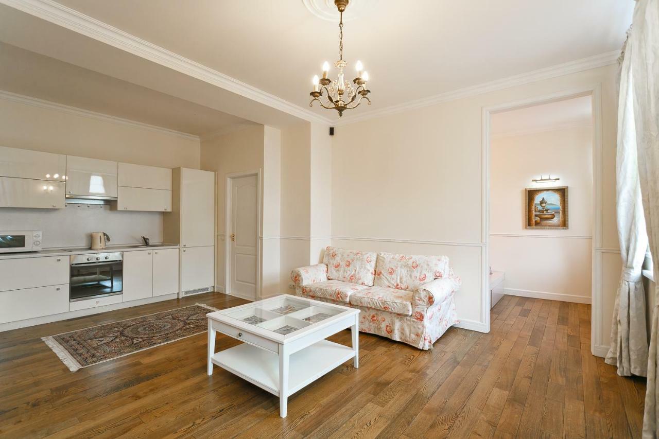 Royal Rent Minsk Appartamento Esterno foto